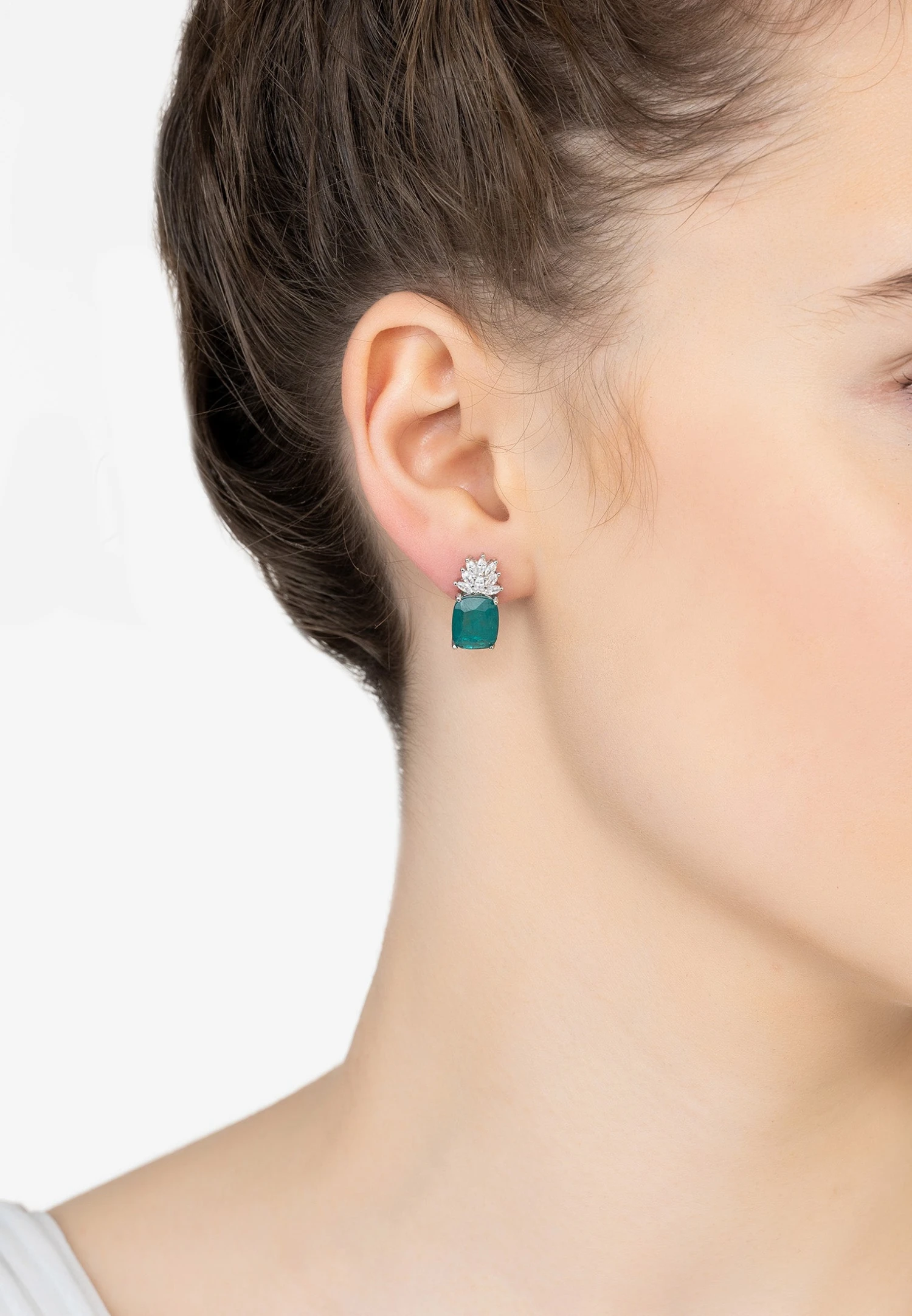 Latelita Pineapple Gemstone Earrings Colombian Emerald Silver 4 Latelita Pineapple Gemstone Earrings Colombian Emerald Silver - Image 2