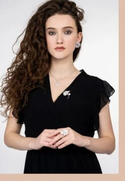 Latelita Amaryllis Flower Large Stud Earrings Silver -Latelitla Store A006 5d44a1f2 4eb3 4719 af1d ad2d323cbf97