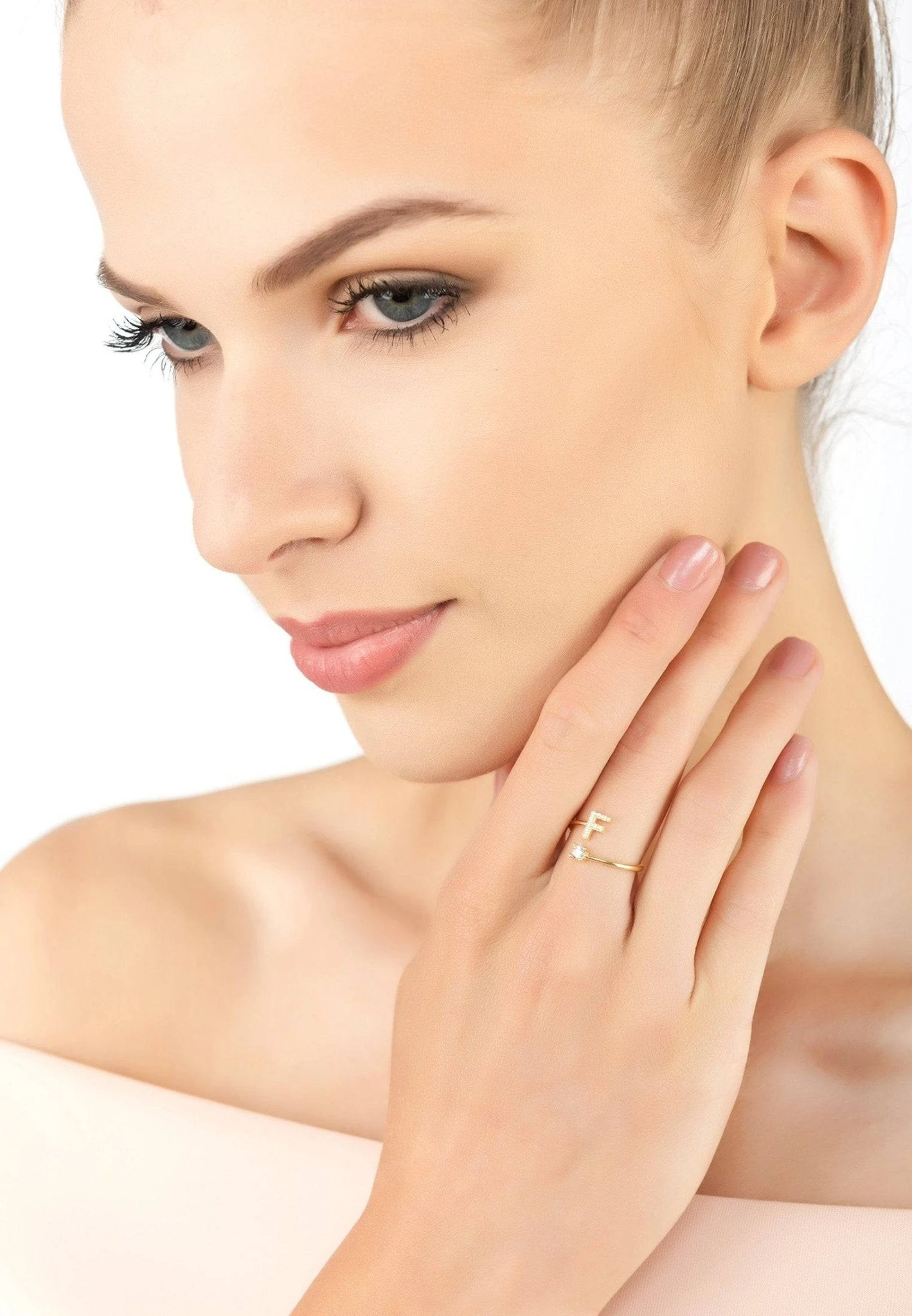 Latelita Initial Ring Gold F 4 Latelita Initial Ring Gold F - Image 2