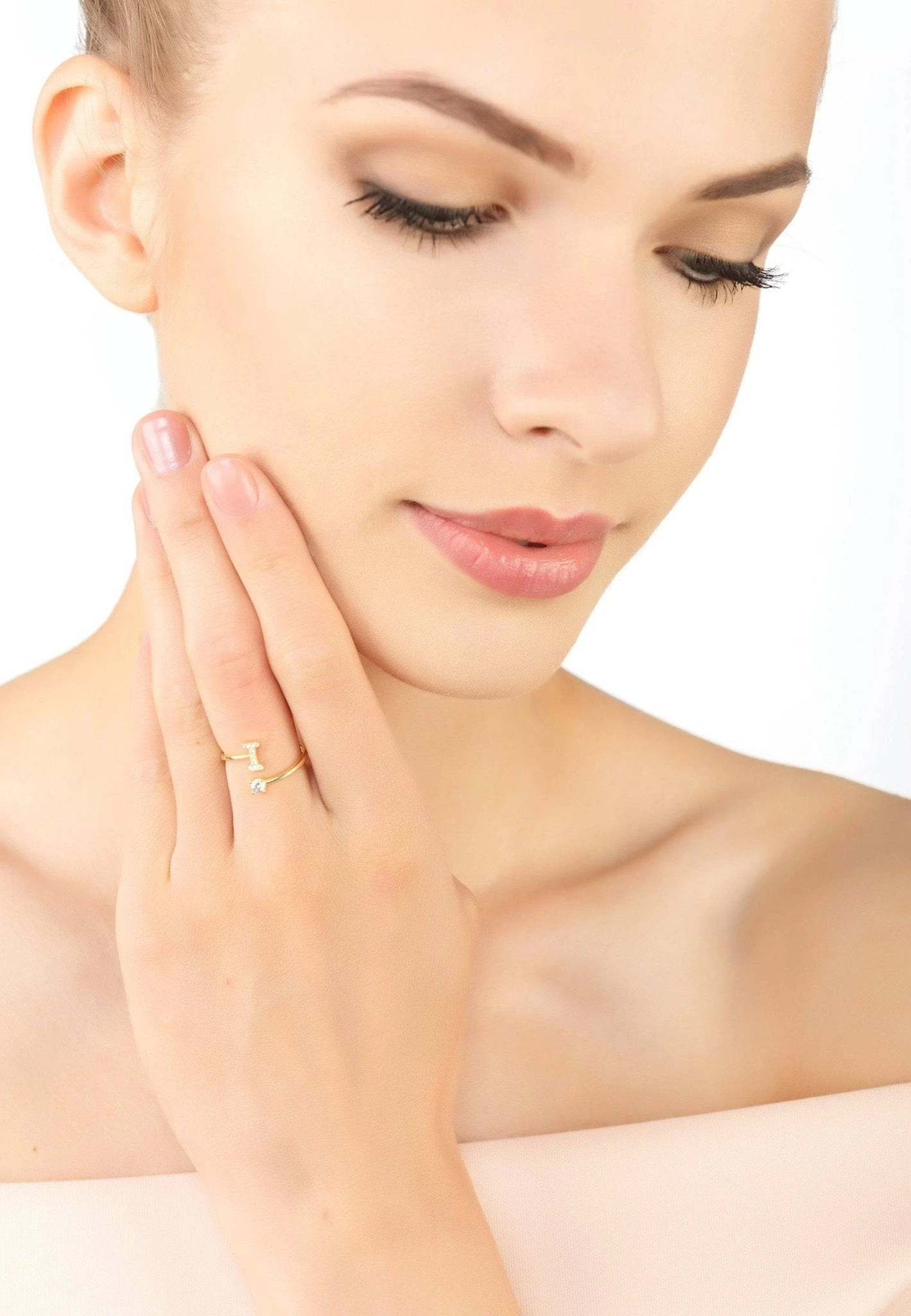 Latelita Initial Ring Gold I 4 Latelita Initial Ring Gold I - Image 2