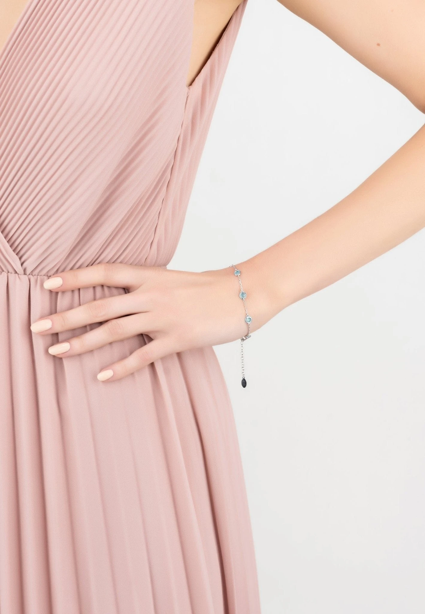 Latelita Palermo Bracelet Silver Blue Topaz 4 Latelita Palermo Bracelet Silver Blue Topaz - Image 2